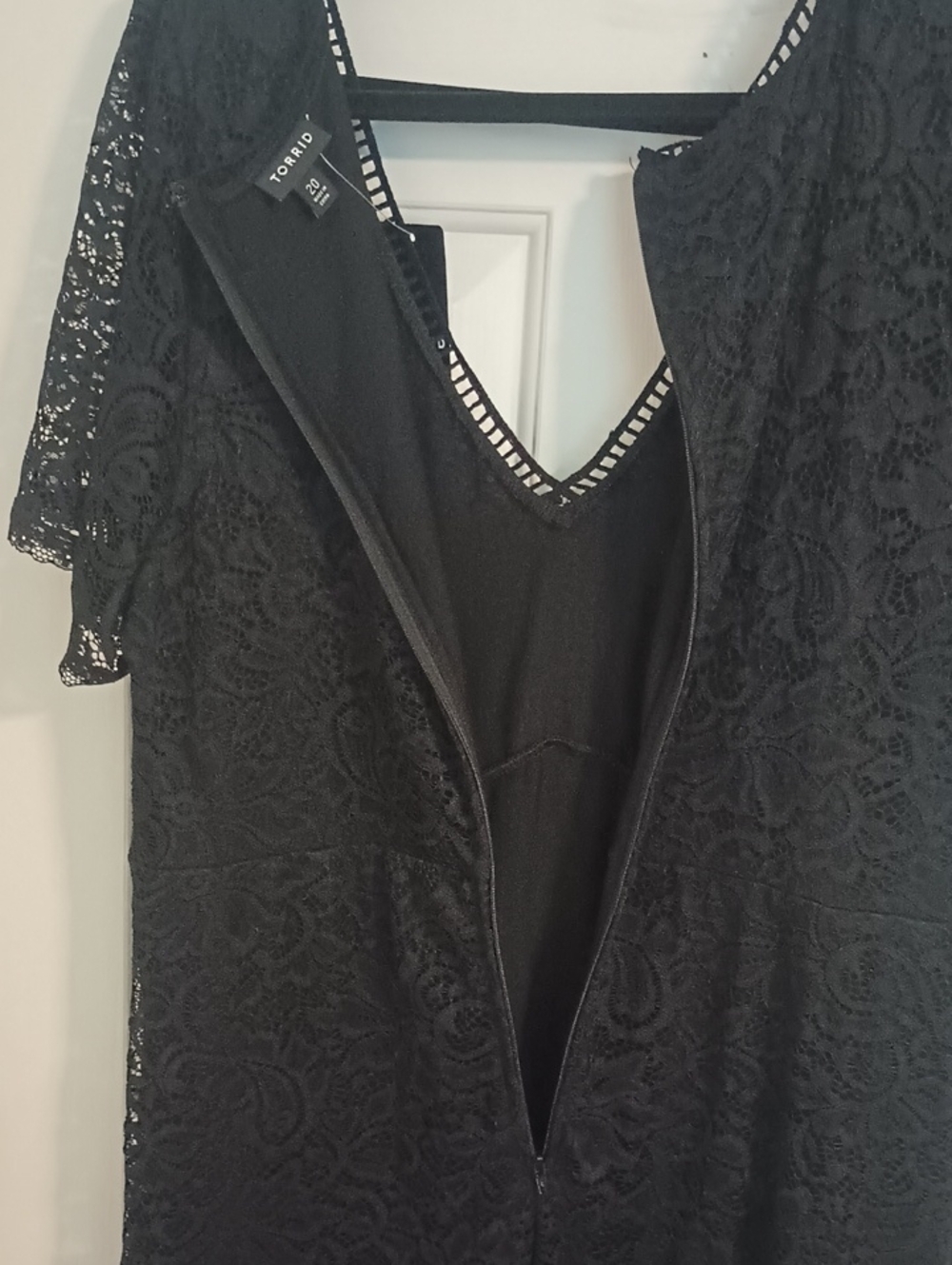 Torrid Black Lacey V-neck Short Sleeve Maxi Dress with Lining Size 20 - Picture 11 of 12